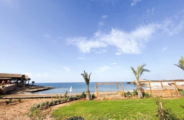 Dreamview Suite Beachfront Getaway