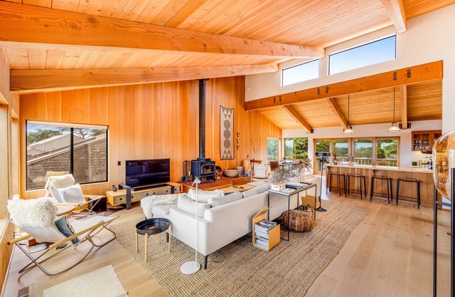 Dreamy coastal home near the bluffs with trails, grill, deck & pool