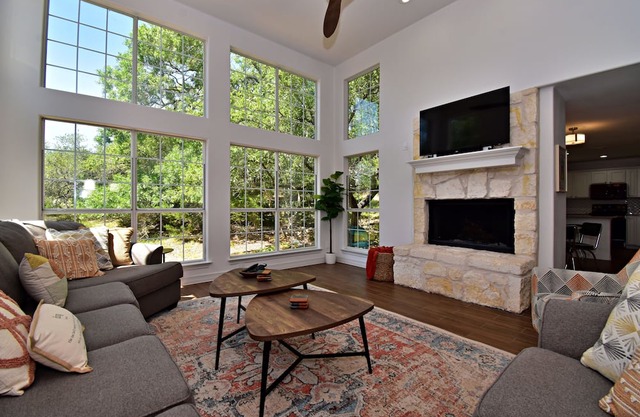 Dreamy Dripping Springs | Near Parks, Hiking & More!