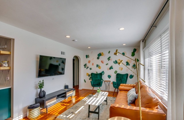 Dreamy St Charles Retreat w/ Furnished Patio!