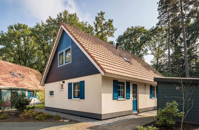 Ferienhaus in Hooghalen mit Whirlpool