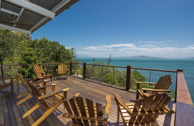 Treibholz - Picnic Bay, QLD