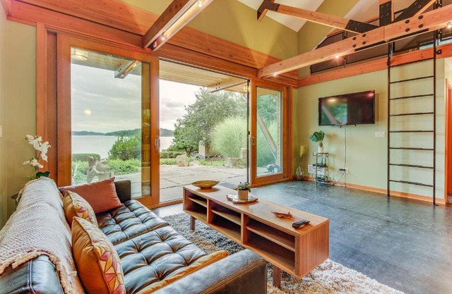 Driftwood Retreat