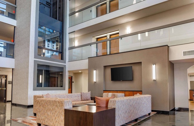 Drury Inn & Suites Southwest St. Louis