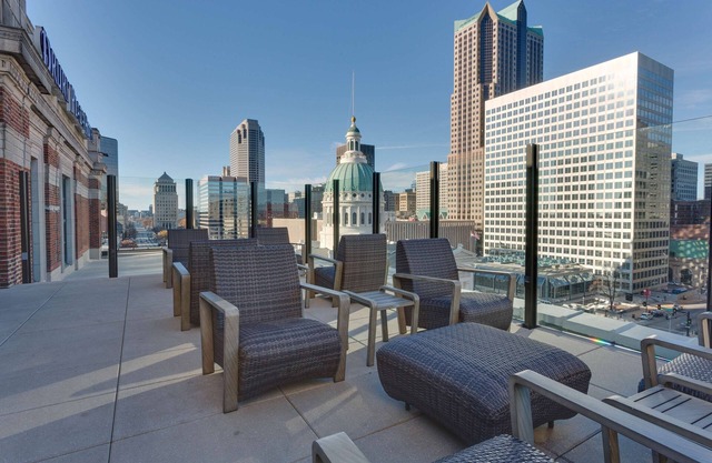 Drury Plaza Hotel St. Louis at the Arch