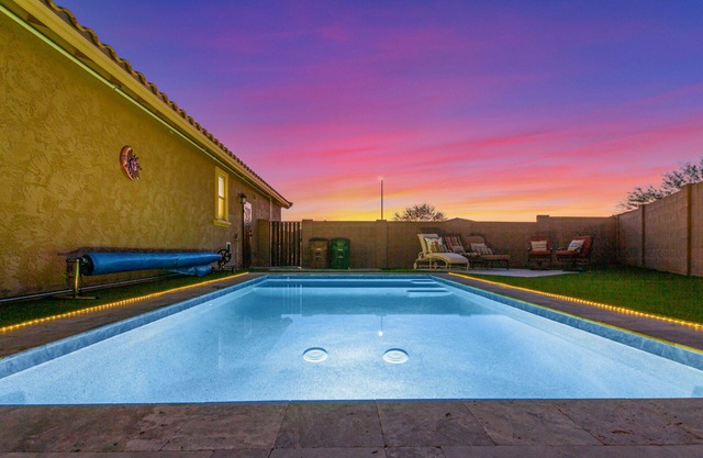 Dual King Suites-Quiet Gateway in Estrella Mt. Ra.