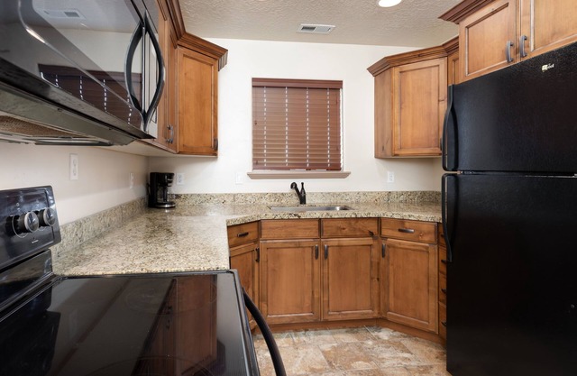 Duchesne Suites