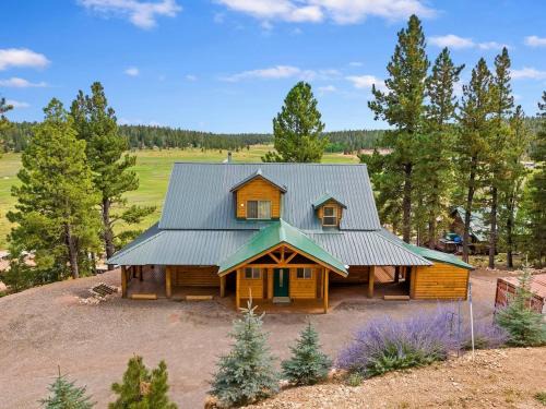 Duck Creek Cabin- Fireplace, Ping Pong and Views
