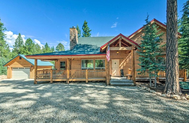 Duck Creek Village Cabin Hike, Ski, and Bike!