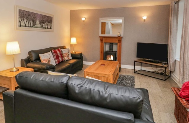 DUDDON VIEW COTTAGE, pet friendly, with open fire in Millom, Cumbria