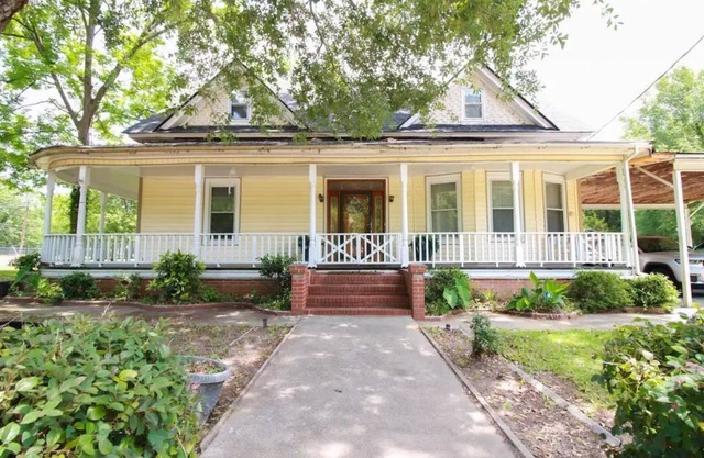 Dukes Street Retreat 5min from I-95!