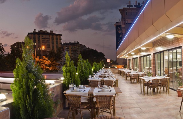 Dundar Hotel