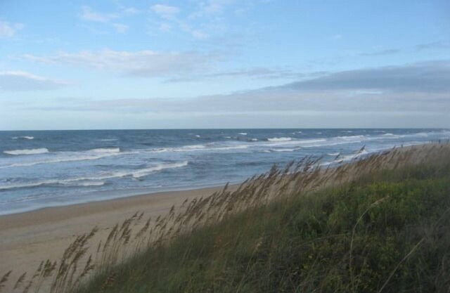 Oceanfront Gem eingebettet in die Dünen mit endlosen Ozean Sonnenaufgänge