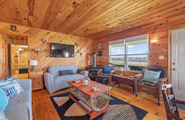 Dunes and Dreams - Waterview Cottage