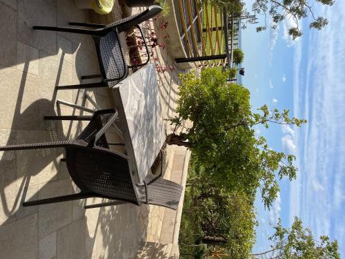 Duplex at Solemar resort, totally renovated, pools, tennis, basketball, football