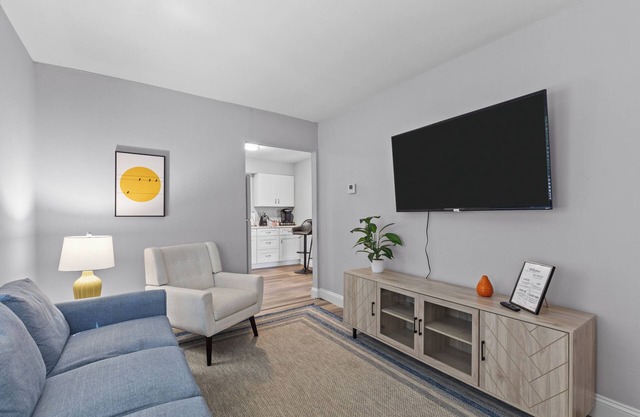 Duplex Hideaway in St. Charles, MO