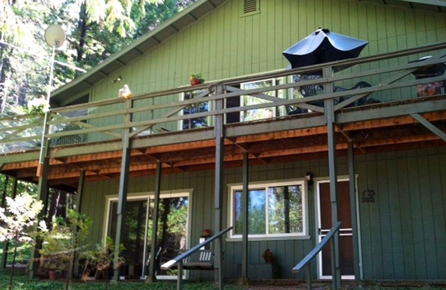 Dutch Flat, Serenity Central: Gemütliches Zuhause im Wald