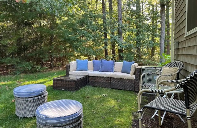 Duxbury Getaway! Location+Charm!