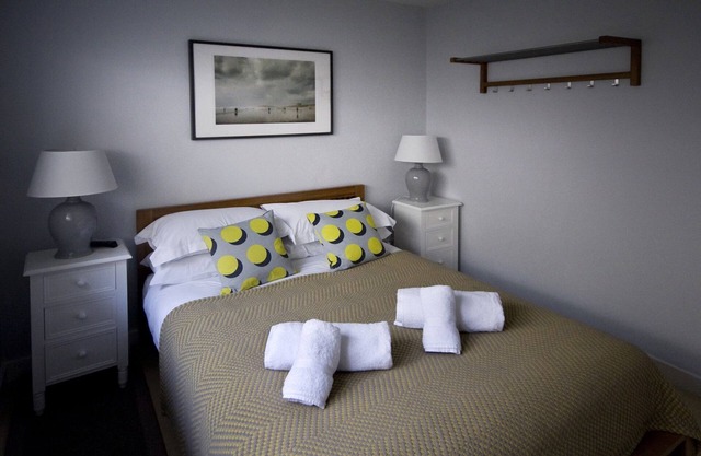 Dynnarge (2) - ein 2-Bett-klassische Terrasse, die 4 Gäste in 2 Schlafzimmer