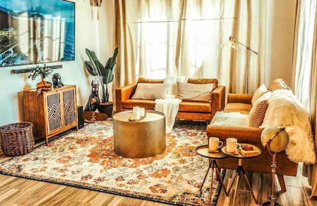 E 34th St. · Stunning 3BR+King House W/Huge TV, Fire Pit & BBQ!