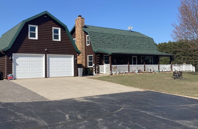 EAA Cabin Rental