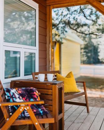 Eagle - Cozy Tiny Home With Mountain Views