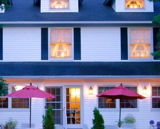 Eagle Harbor Inn