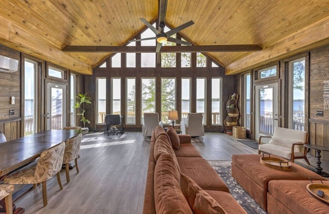 Eagle Lake Retreat - Lakefront/EV/AC/Vicksburg MS