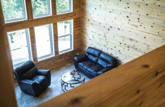 Eagle Nest Cabin - Lakewood Park Cabins