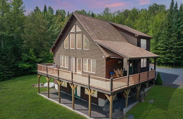 Eagles' Nest Lodge (Direct ATV Trail Access)