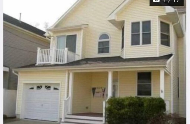 Early Check-In/ Late Check-Out AMAZING Beach house Belmar/Spring Lake