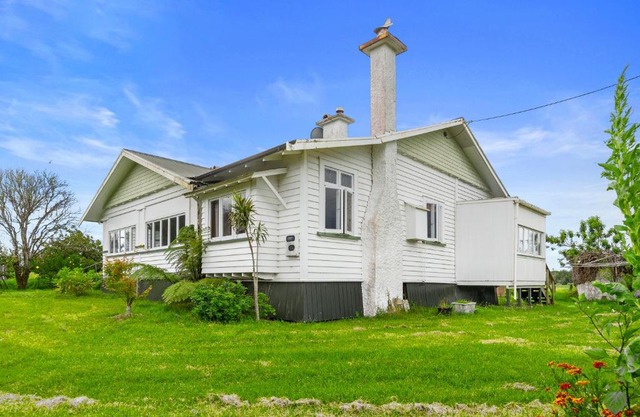 Early Settler Homestead - Waipu Holiday Home