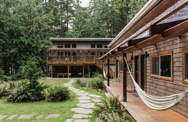 Earth suite 3 at the Savary Island Resort