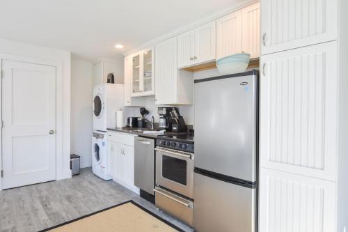 East End Condo w Beach Access