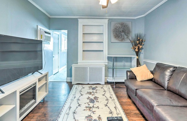 East Lansdowne Escape - Near Philadelphia Zoo