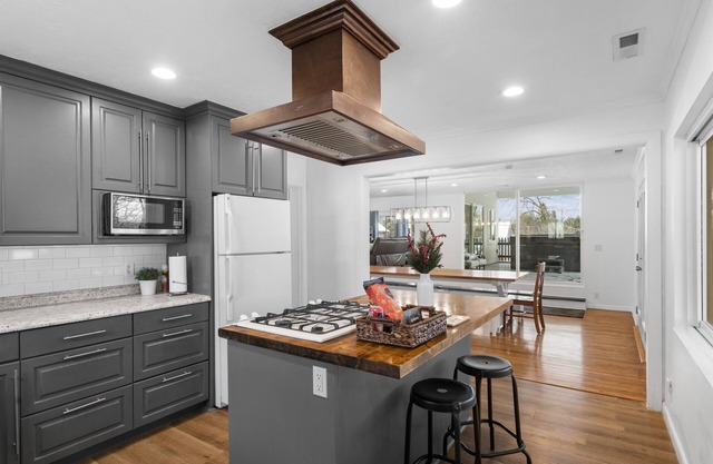 East Millcreek Retreat With Hot Tub