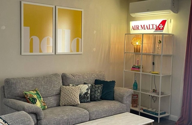 East West Holiday Apartment Rental