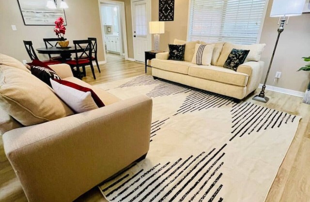 Eastgate 13A Cozy family retreat close to downtown Hammond