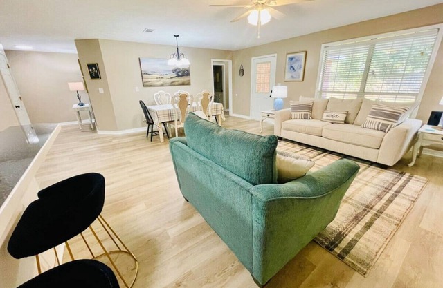 Eastgate 5A Cozy family retreat close to downtown Hammond