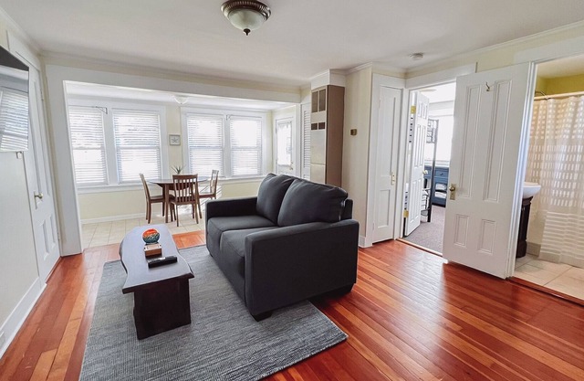 Easton's Point 4 Bedroom Beach Cottage