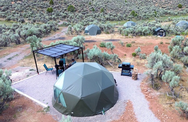 Eastward in Eden. Glamping near Bear Lake
