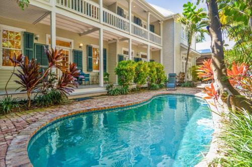 Easy Livin by AvantStay Key West Home w Pool BBQ Week Long Stays Only