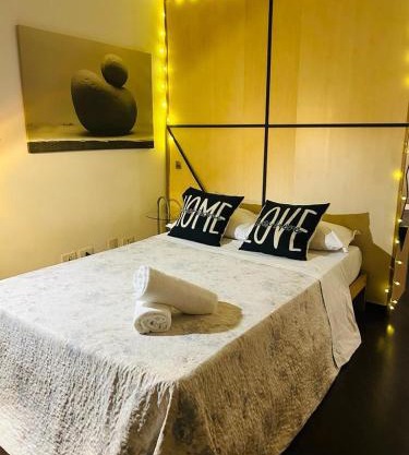 Easy Room Italy Prada