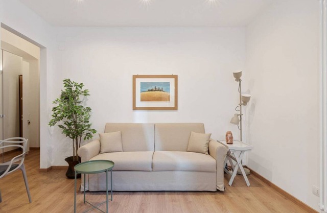 Easylife - Amazing studio with botanic touch in the Center