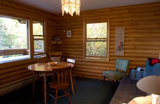 Kayak Cape Breton Cottages - St. Peter, Nova Scotia