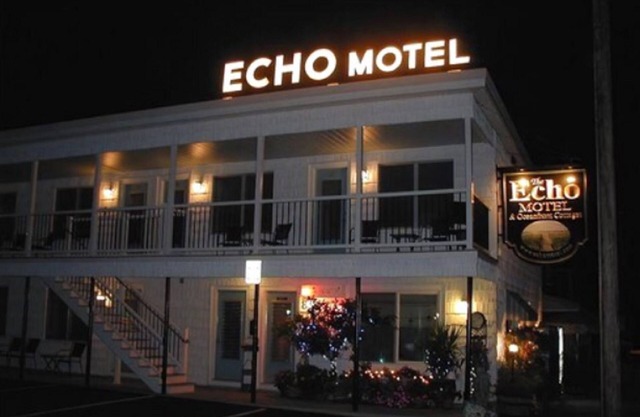 Echo Motel & Oceanfront Cottages