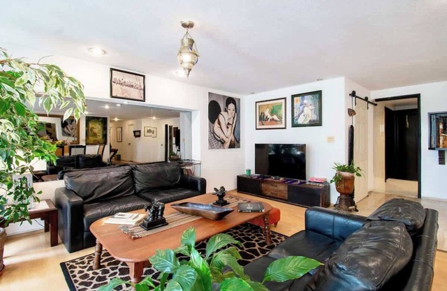 Eclectic Junge: 4 stunning bedrooms in ​​Polanco