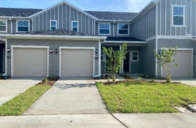 Eco-friendly Townhouse at Oafleaf