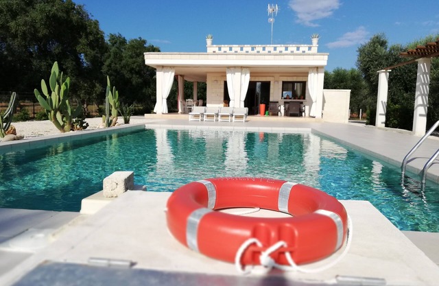 Villa mit privatem Pool, um die authentische mediterrane Atmosphäre zu genießen