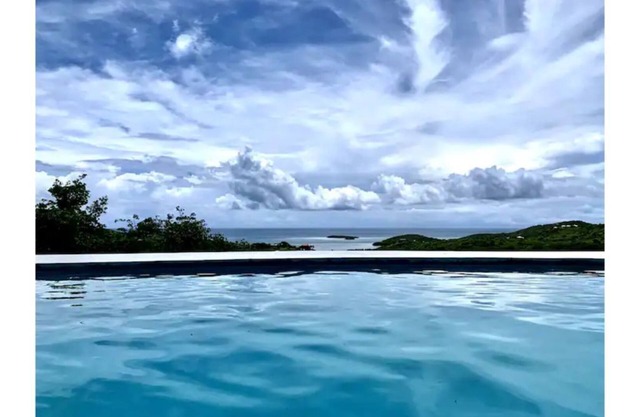 Eco-Luxury Vacation House near Zoni Beach